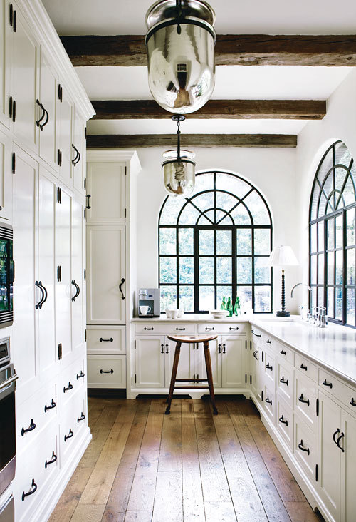 white country farmhouse kitchen